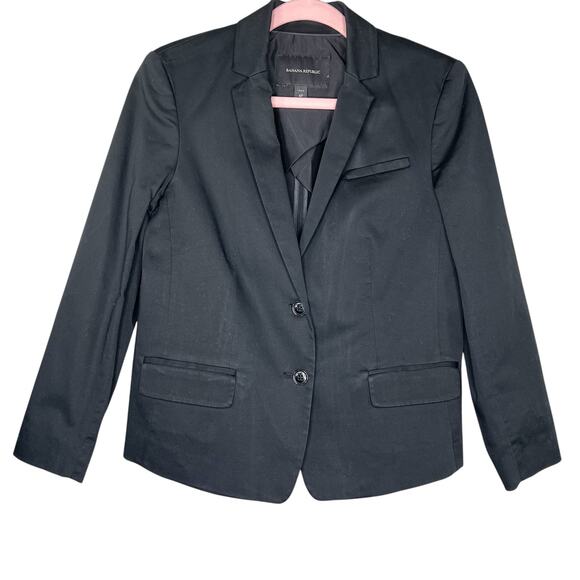 Banana Republic size 6 petite black single breasted two button blazer EUC - Picture 1 of 6